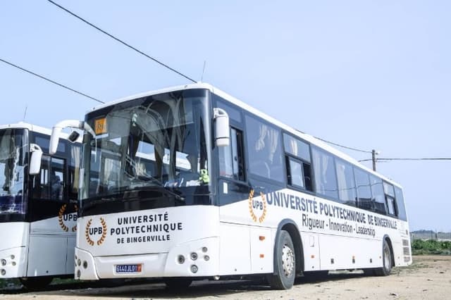 Bus pour toutes les communes principales d'Abidjan